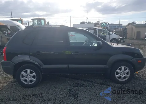 2005 Hyundai Tucson Gl V6 from USA, damaged, VIN KM8JM12D55U128311